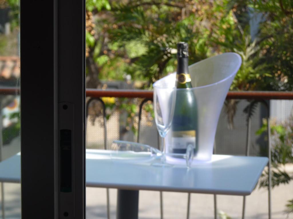 Hotel 139 Castelldefels Exterior photo